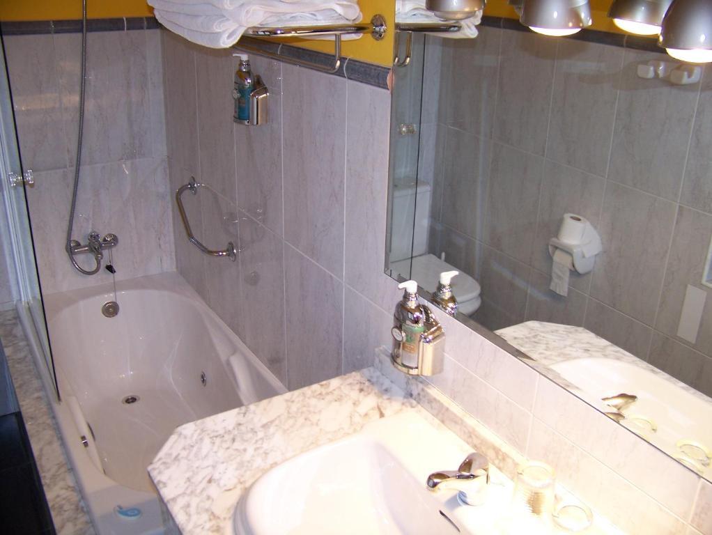 Hotel Casa Julian Мьер Экстерьер фото